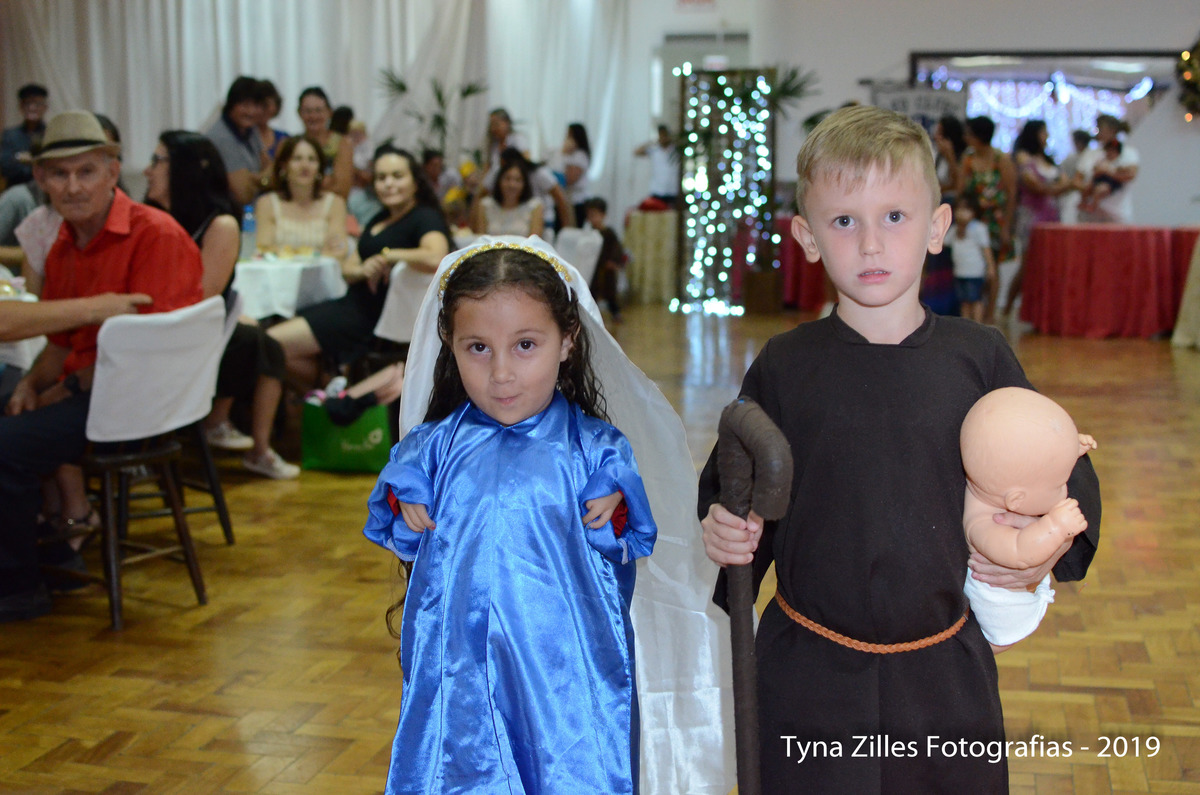 natal-apae-itapiranga-fotos-serviço-social-caridade-alunos-especiais-tyna-zilles-fotografias-foógrafa
