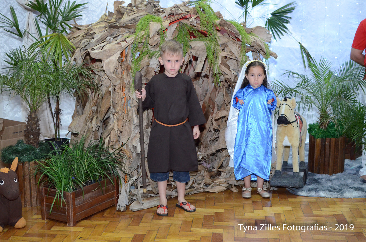 natal-apae-itapiranga-fotos-serviço-social-caridade-alunos-especiais-tyna-zilles-fotografias-foógrafa