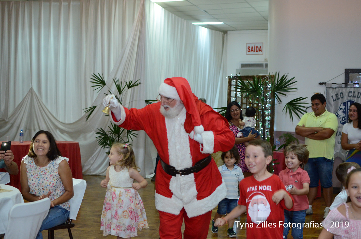 natal-apae-itapiranga-fotos-serviço-social-caridade-alunos-especiais-tyna-zilles-fotografias-foógrafa