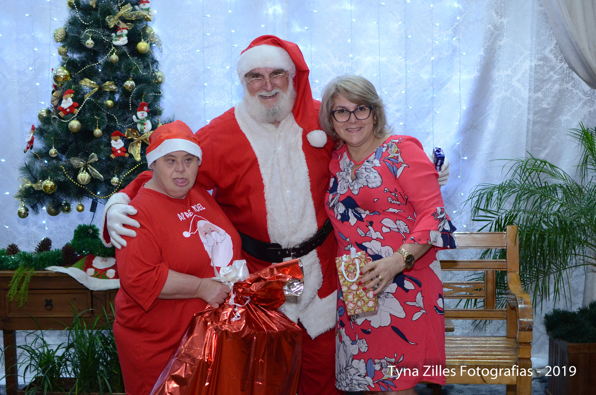 natal-apae-itapiranga-fotos-serviço-social-caridade-alunos-especiais-tyna-zilles-fotografias-foógrafa