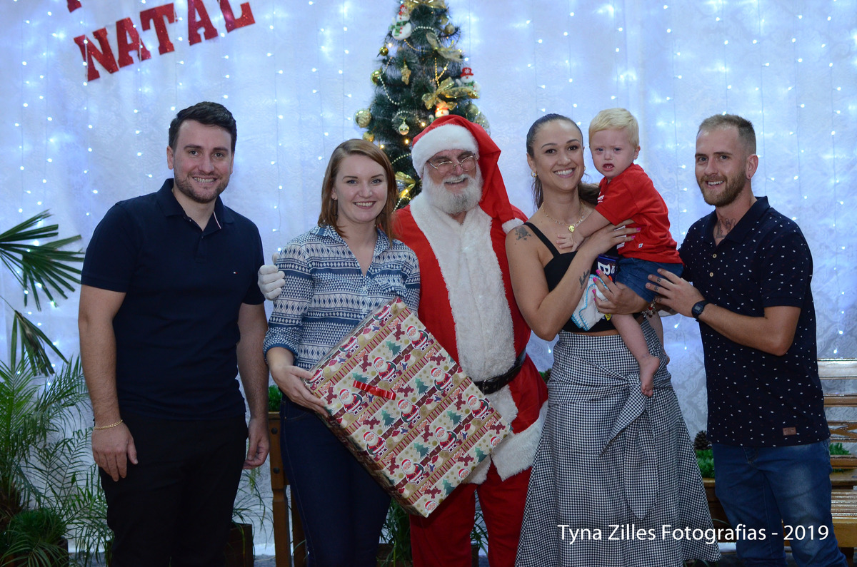 natal-apae-itapiranga-fotos-serviço-social-caridade-alunos-especiais-tyna-zilles-fotografias-foógrafa