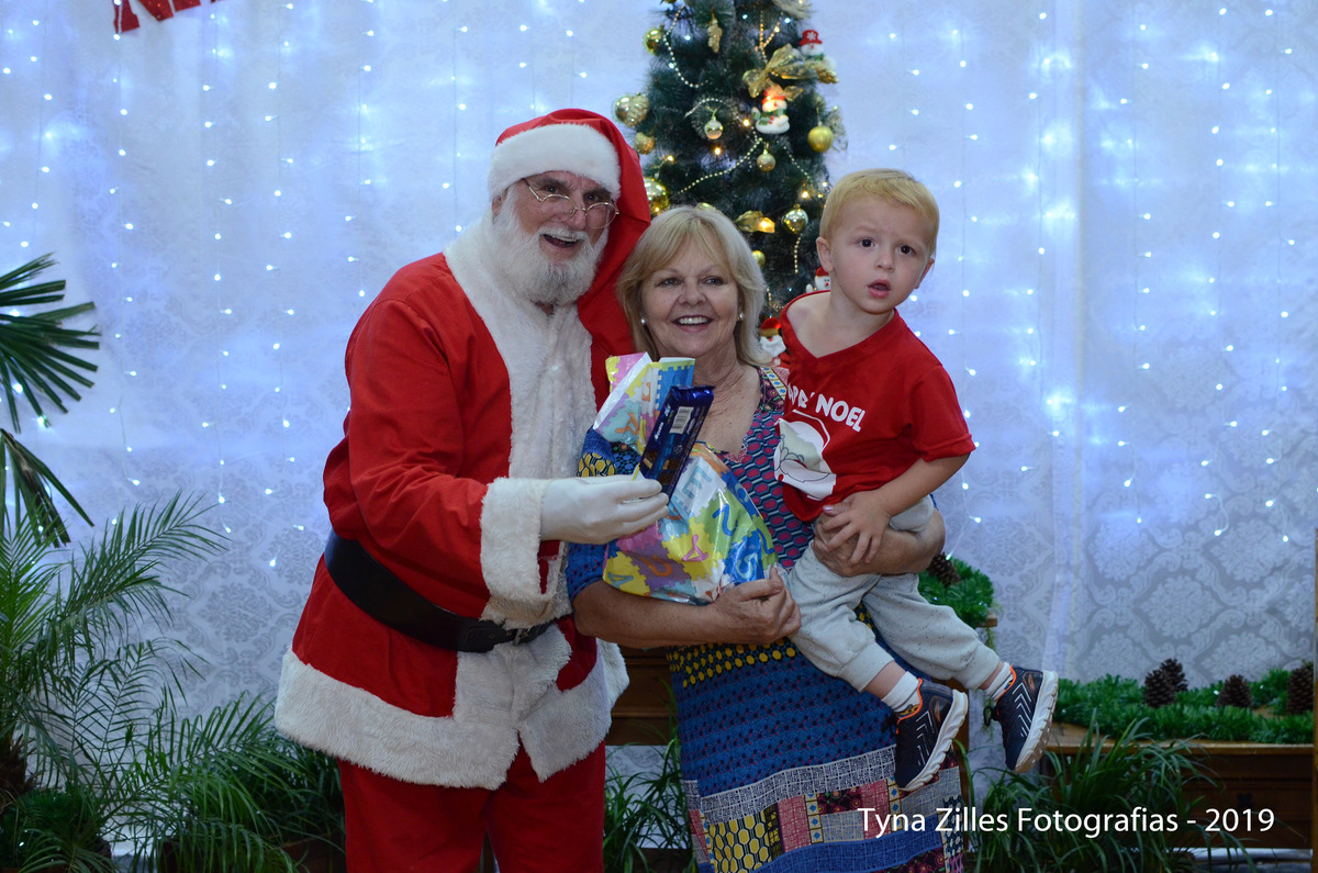 natal-apae-itapiranga-fotos-serviço-social-caridade-alunos-especiais-tyna-zilles-fotografias-foógrafa