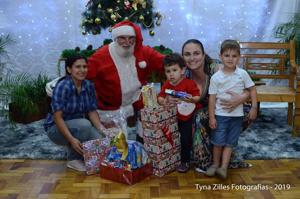 natal-apae-itapiranga-fotos-serviço-social-caridade-alunos-especiais-tyna-zilles-fotografias-foógrafa
