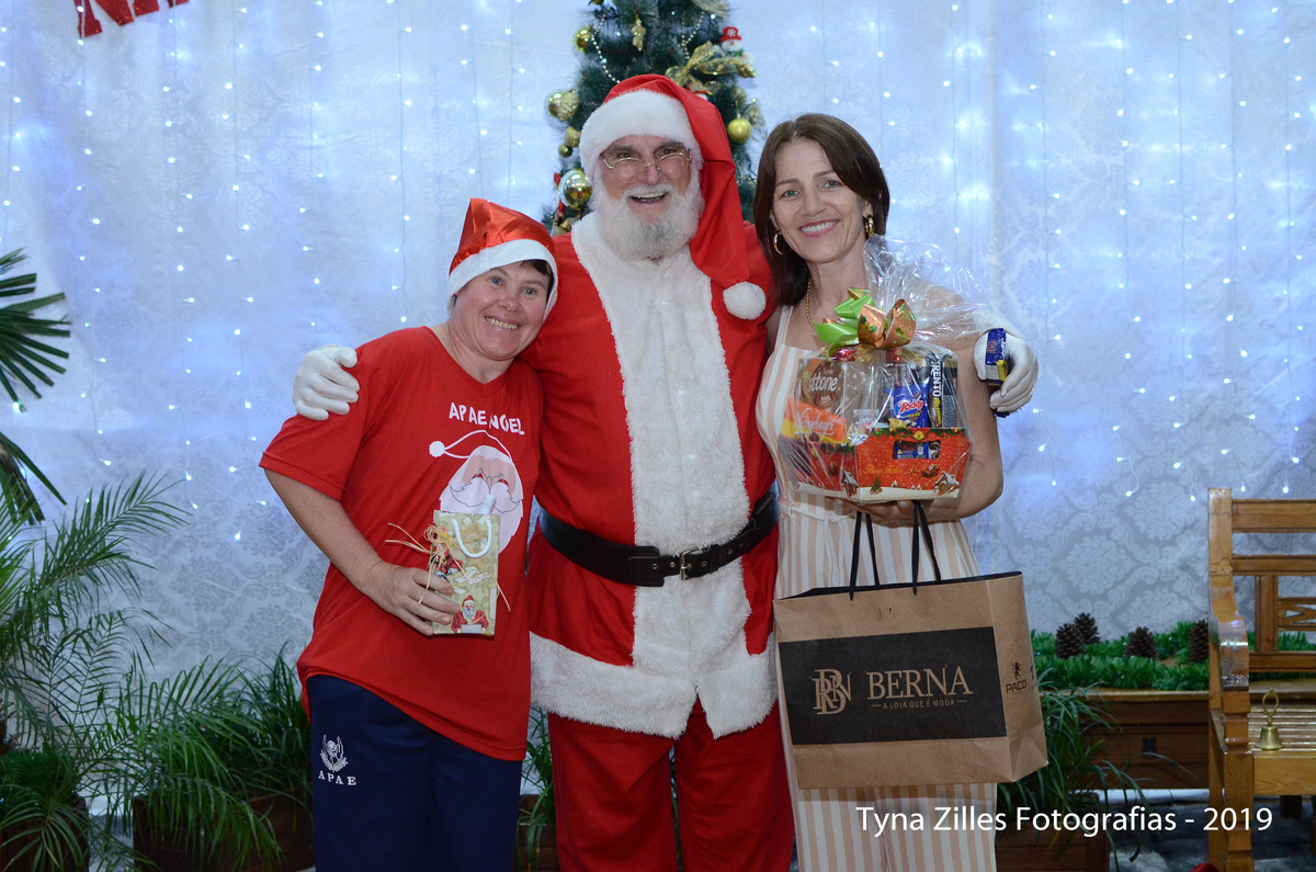 natal-apae-itapiranga-fotos-serviço-social-caridade-alunos-especiais-tyna-zilles-fotografias-foógrafa