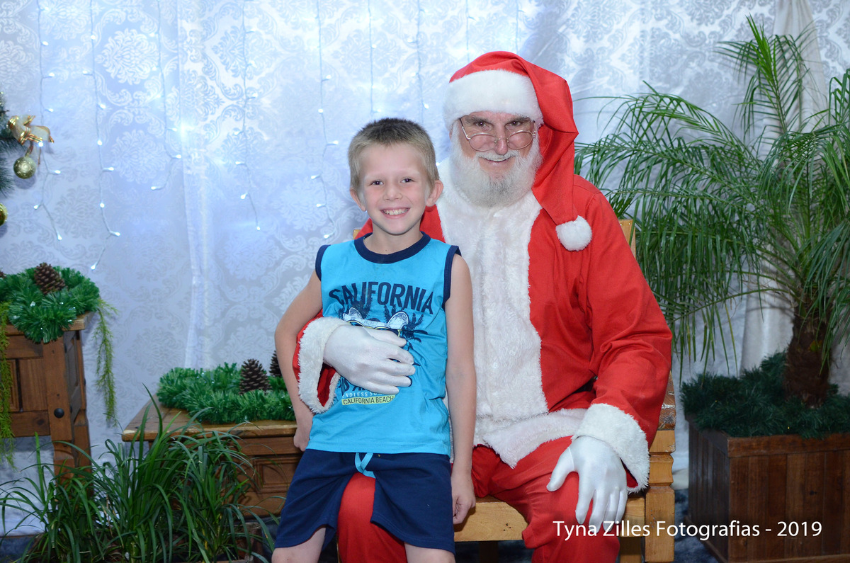 natal-apae-itapiranga-fotos-serviço-social-caridade-alunos-especiais-tyna-zilles-fotografias-foógrafa
