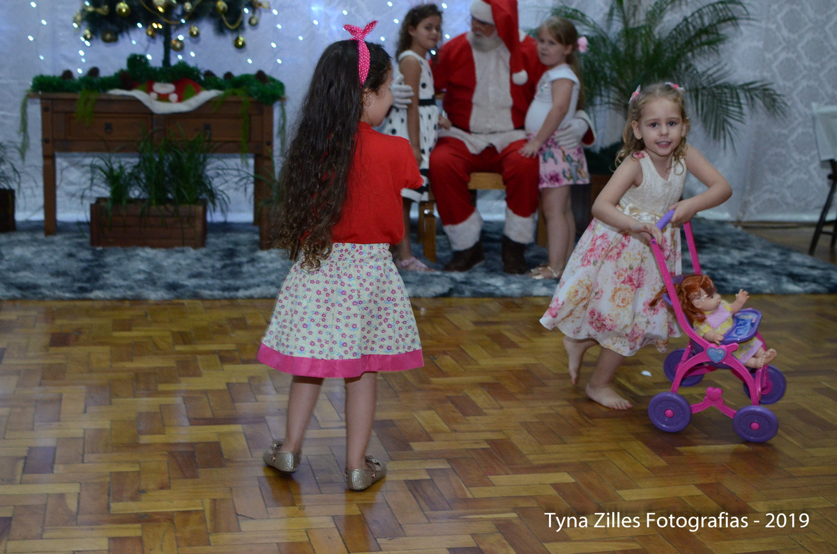 natal-apae-itapiranga-fotos-serviço-social-caridade-alunos-especiais-tyna-zilles-fotografias-foógrafa