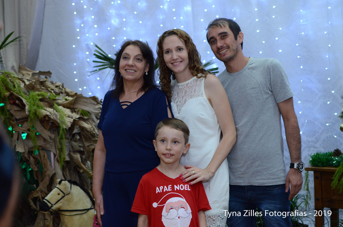natal-apae-itapiranga-fotos-serviço-social-caridade-alunos-especiais-tyna-zilles-fotografias-foógrafa