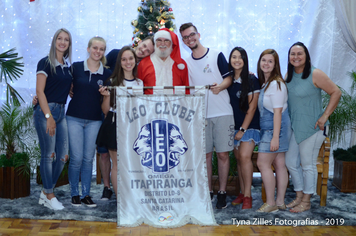 natal-apae-itapiranga-fotos-serviço-social-caridade-alunos-especiais-tyna-zilles-fotografias-foógrafa