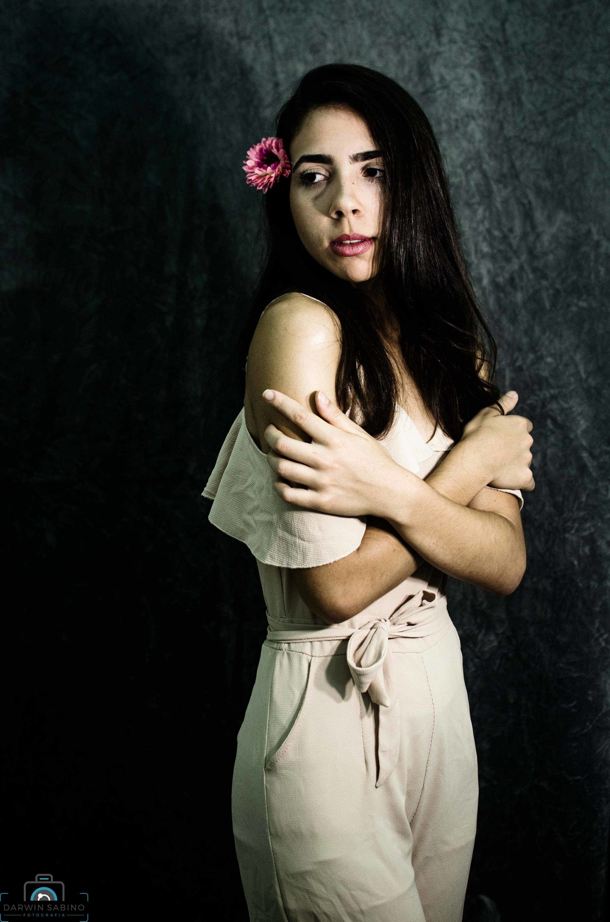 retratos femininos fotos em estúdio , fotos artísticas , portrait