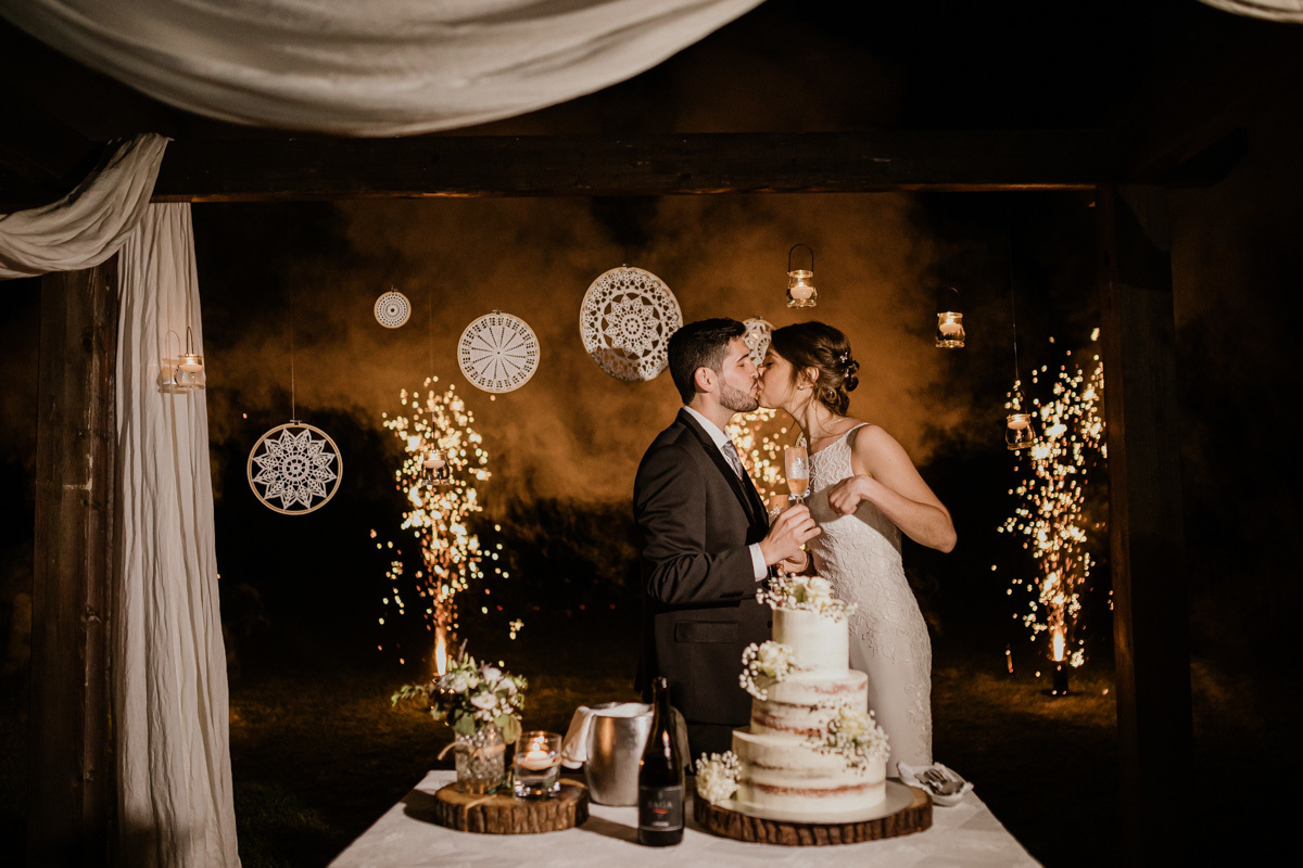bolo de casamento, corte do bolo