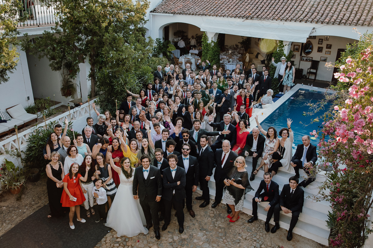 fotografia de grupo de casamento civil