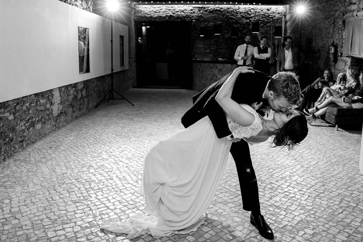 Fotografo de casamento Aveiro, Coimbra, Convento de Sandelgas, dança dos noivos