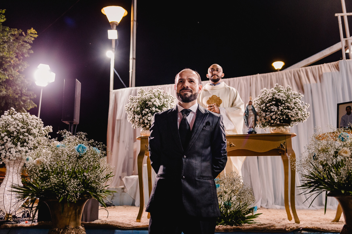 Casamento do Emerson e Juliana, fotografo: Leandro Sales
Realizado na Capela de Nossa Senhora dos Pobres - Berilo MG
Festa: Recanto Beira Rio.

Jenipapo de Minas, Chapada do Norte
José Gonçalves de Minas
Virgem da Lapa