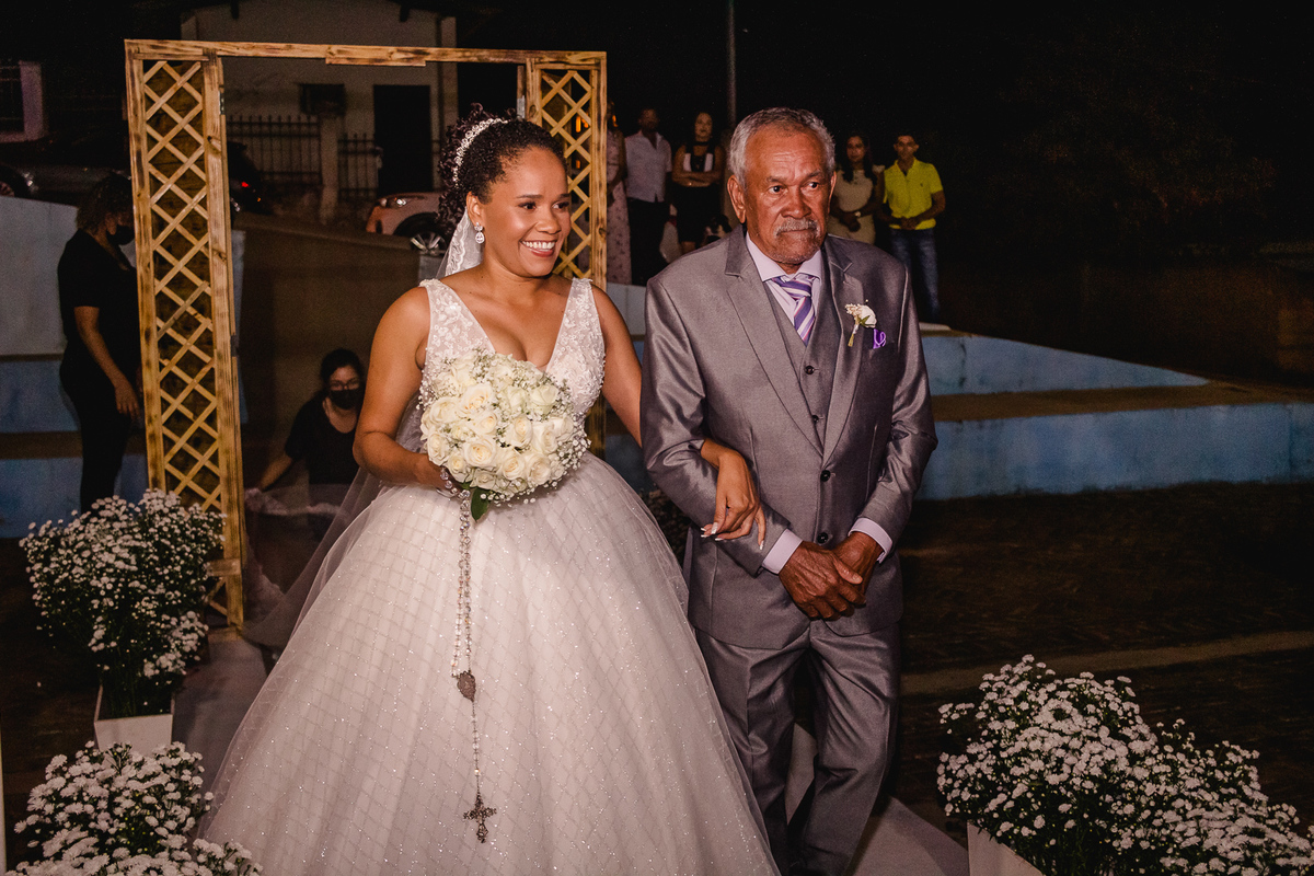 Casamento do Emerson e Juliana, fotografo: Leandro Sales
Realizado na Capela de Nossa Senhora dos Pobres - Berilo MG
Festa: Recanto Beira Rio.

Jenipapo de Minas, Chapada do Norte
José Gonçalves de Minas
Virgem da Lapa