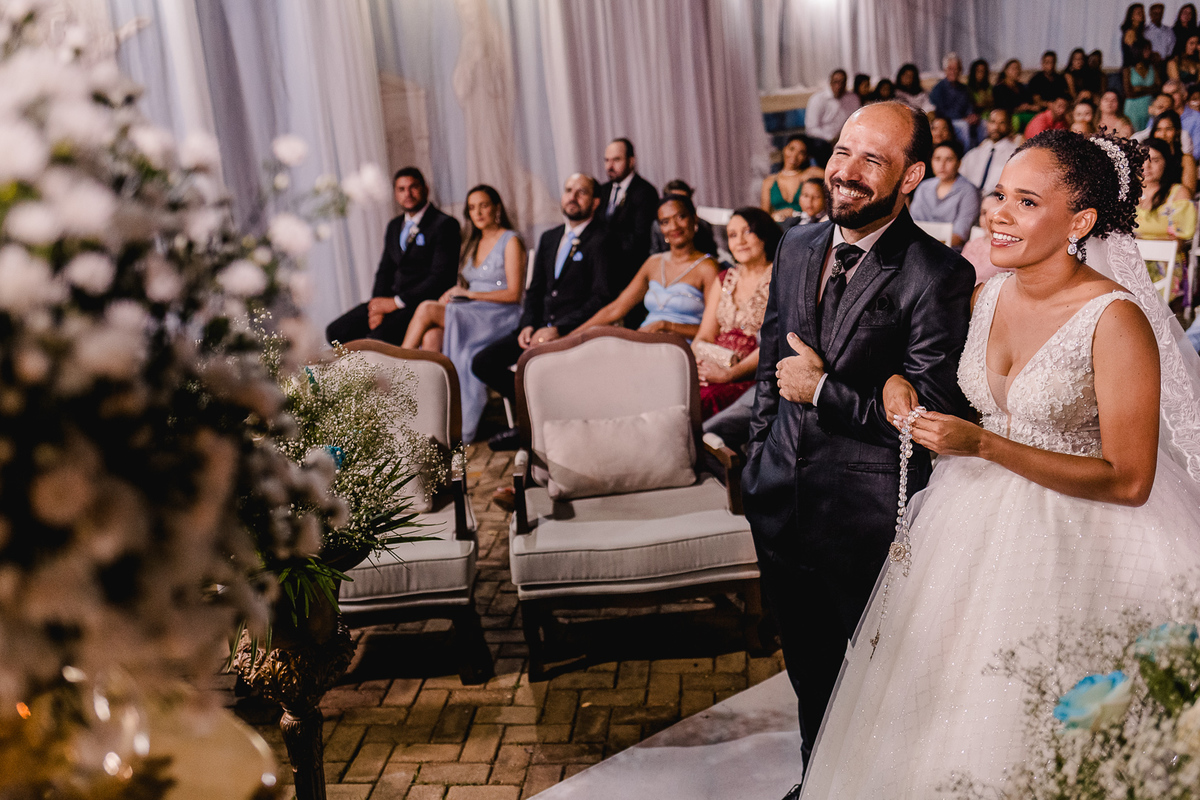 Casamento do Emerson e Juliana, fotografo: Leandro Sales
Realizado na Capela de Nossa Senhora dos Pobres - Berilo MG
Festa: Recanto Beira Rio.

Jenipapo de Minas, Chapada do Norte
José Gonçalves de Minas
Virgem da Lapa