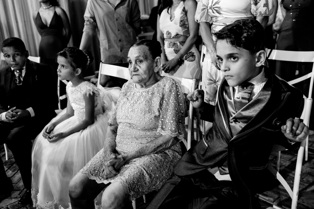 Casamento do Emerson e Juliana, fotografo: Leandro Sales
Realizado na Capela de Nossa Senhora dos Pobres - Berilo MG
Festa: Recanto Beira Rio.

Jenipapo de Minas, Chapada do Norte
José Gonçalves de Minas
Virgem da Lapa