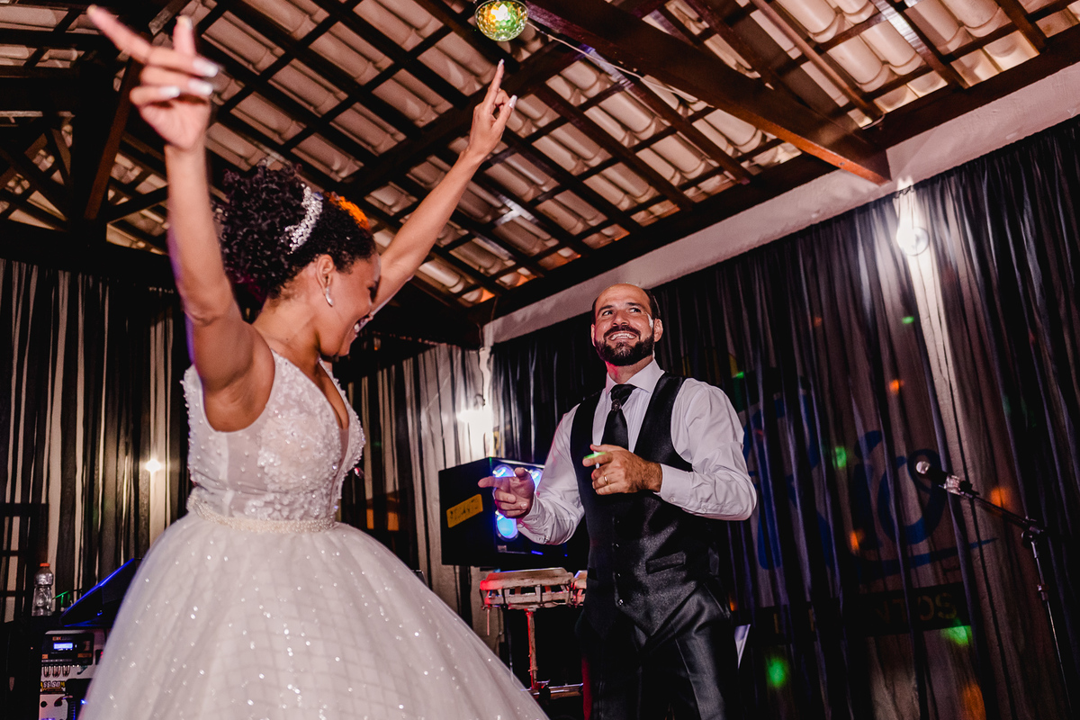 Casamento do Emerson e Juliana, fotografo: Leandro Sales
Realizado na Capela de Nossa Senhora dos Pobres - Berilo MG
Festa: Recanto Beira Rio.

Jenipapo de Minas, Chapada do Norte
José Gonçalves de Minas
Virgem da Lapa