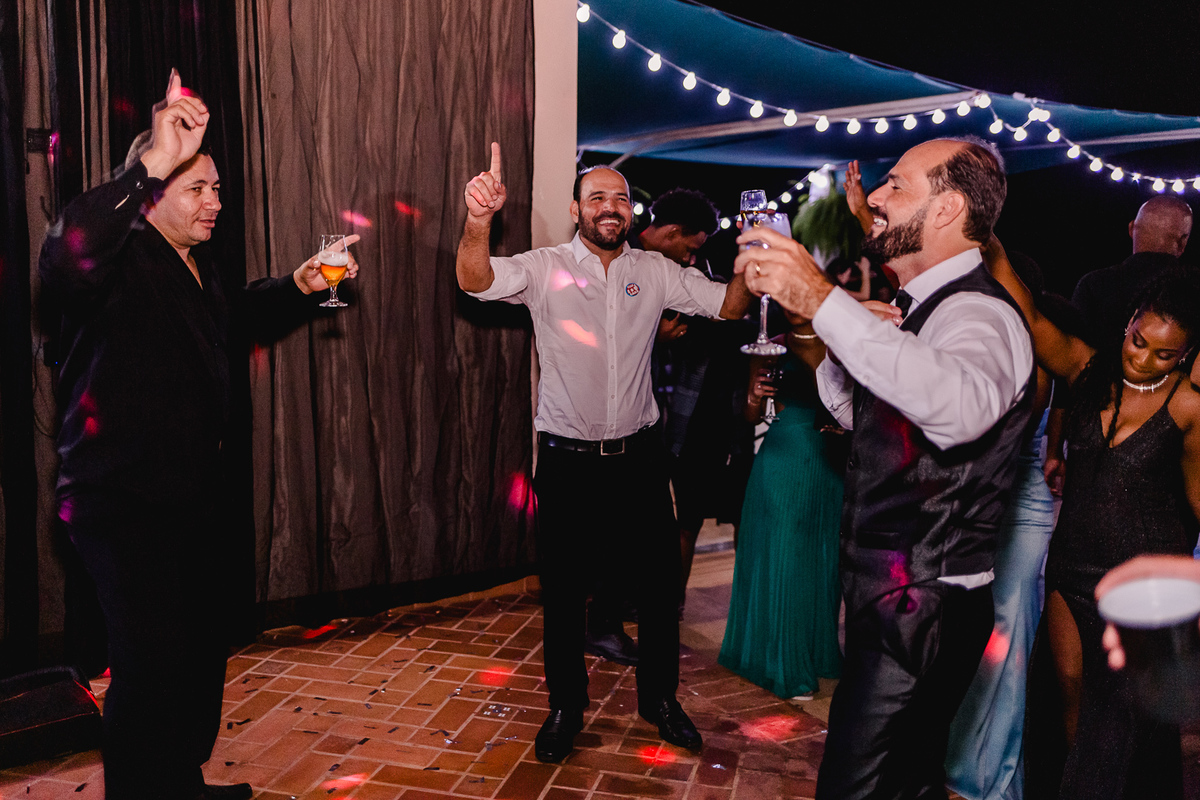 Casamento do Emerson e Juliana, fotografo: Leandro Sales
Realizado na Capela de Nossa Senhora dos Pobres - Berilo MG
Festa: Recanto Beira Rio.

Jenipapo de Minas, Chapada do Norte
José Gonçalves de Minas
Virgem da Lapa