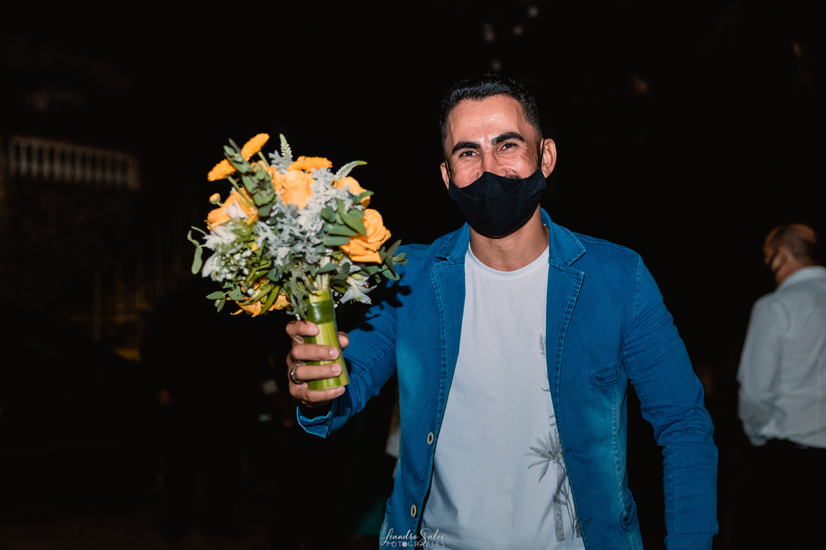 Fotografo de casamento - Leandro Sales Fotografias 
Casamento de Raquel e Carlos Eduardo realizado na capela de Nossa Senhora da Lapa - Virgem da Lapa -MG  em Maio  de 2021
