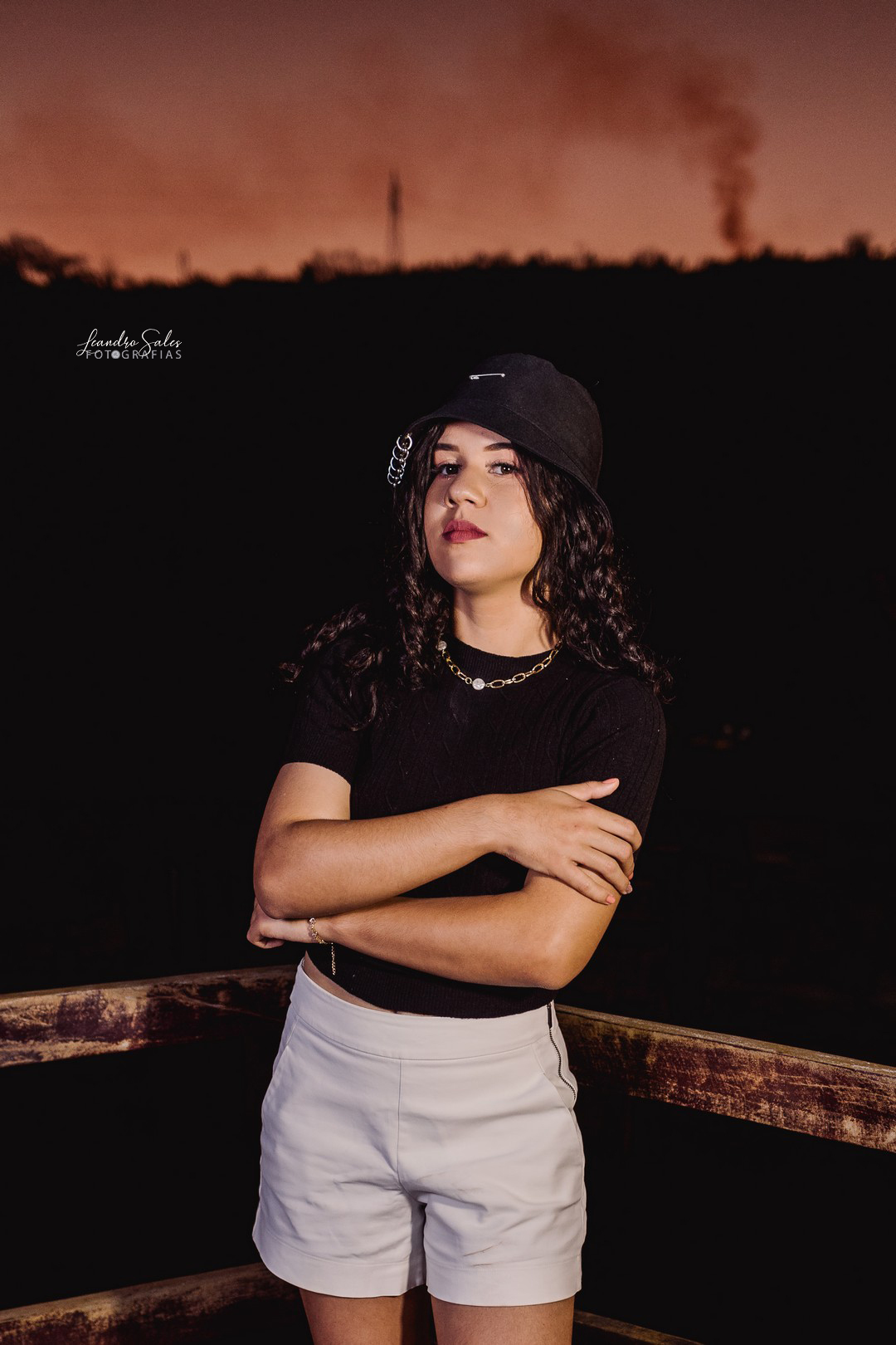 Ensaio fotográfico realizado em Berilo no Recanto Beira Rio
15 anos
Debutante
Fotografo
 Berilo
Araçuaí
Virgem da Lapa
Jenipapo de Minas
Chapada do Norte