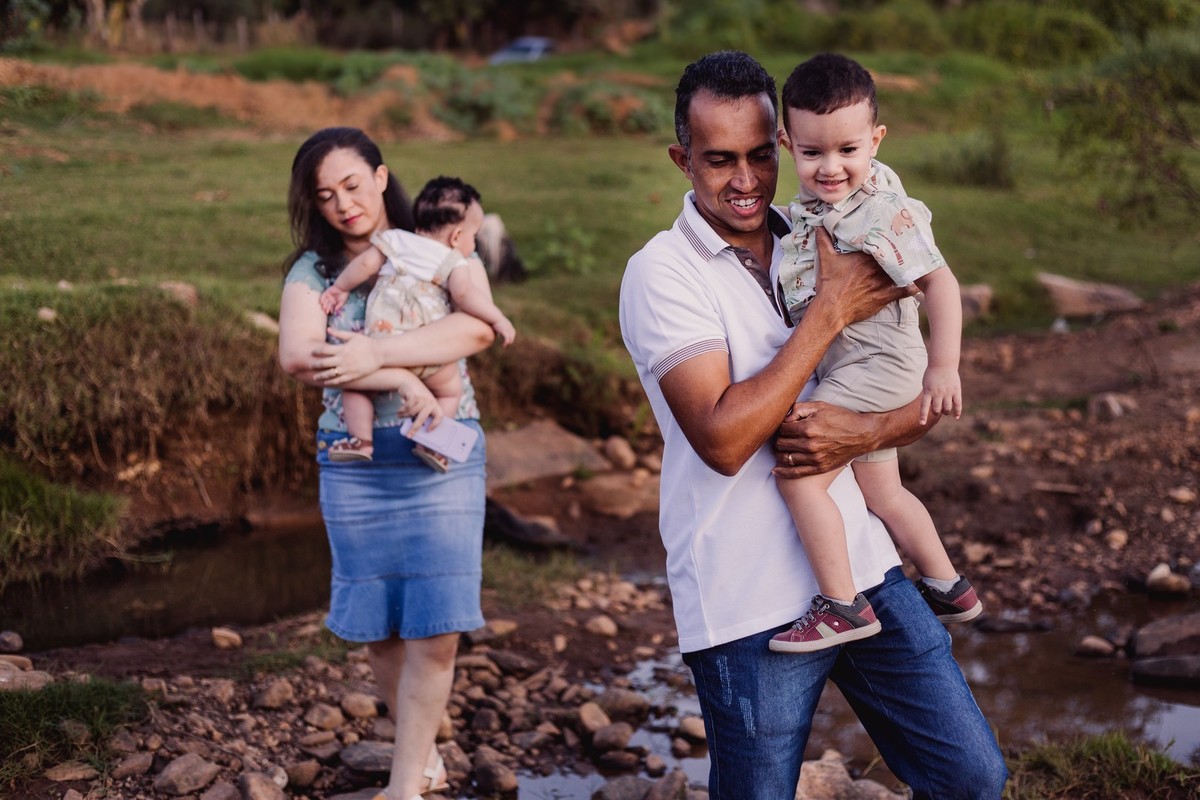 Ensaio de família realizado as margens do Rio Araçuaí em Berilo pelo Fotografo Leandro Sales.
Martha e Marcos

Berilo
Francisco Badaró
Jenipapo de Minas
Chapada do Norte
José Gonçalves de Minas
