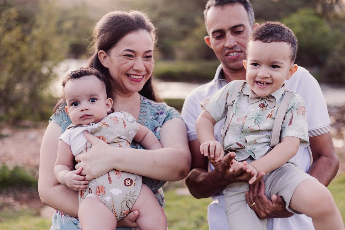 Ensaio de família realizado as margens do Rio Araçuaí em Berilo pelo Fotografo Leandro Sales.
Martha e Marcos

Berilo
Francisco Badaró
Jenipapo de Minas
Chapada do Norte
José Gonçalves de Minas