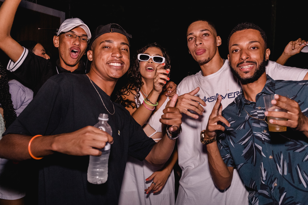 Festa de 15 anos da Milena
Realizada em Berio MG
Fotografia: Leandro Sales

Berilo
Virgem da Lapa
Francisco Badaró
José Gonçalves de Minas
Jenipapo de Minas
Chapada do Norte