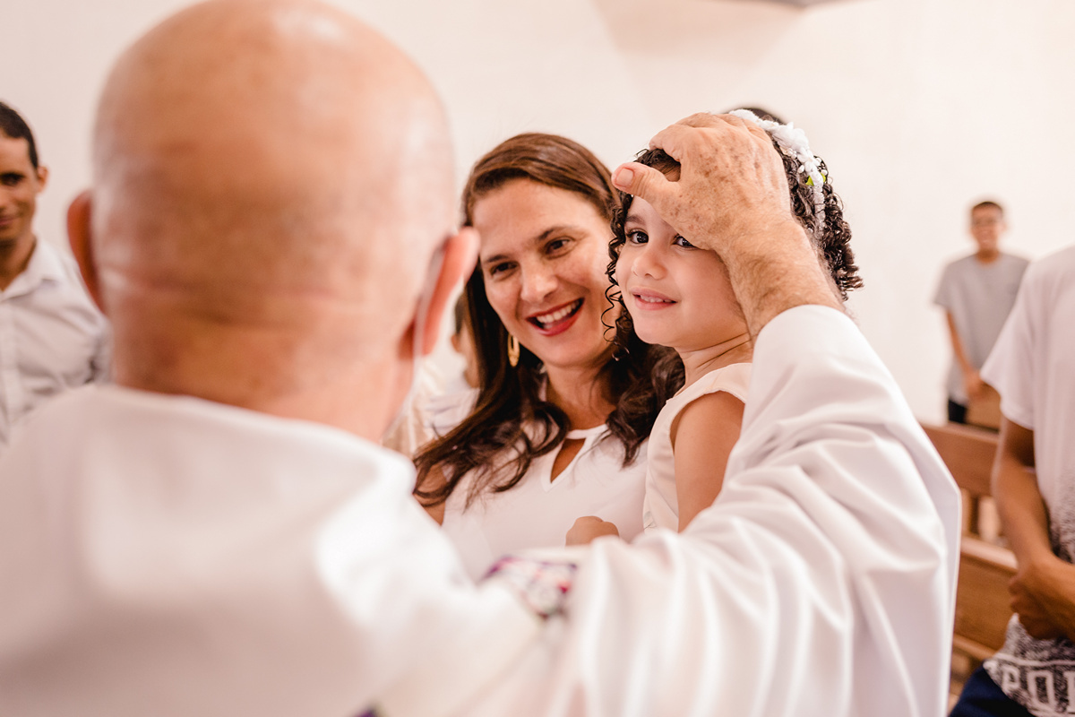 Batizado da Helena realizado na Igreja Matriz de Nossa Senhora da Conceição em Berilo
Fotografo Leandro Sales
Berilo
Virgem da Lapa
José Gonçalves de Minas
Jenipapo de Minas
Chapada do Norte
Francisco Badaró