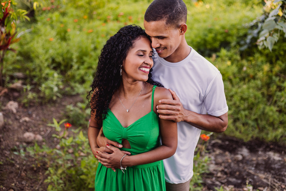 ensaio pré-wedding do Edson e da Diana realizado em Berilo pelo fotografo Leandro Sales
Atendendo cidades vizinhas, Chapada do Norte, Virgem da Lapa, José Gonçalves de Minas, Francisco Badaró, Jenipapo de Minas.