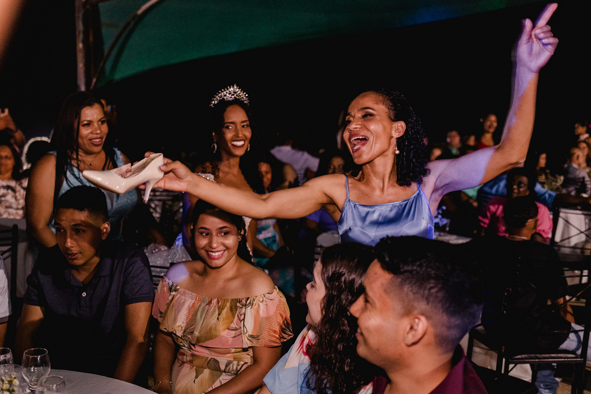 Casamento do Edson e Diana
Realizado em Berilo-MG
Fotografo: Leandro Sales
Virgem da Lapa
Francisco Badaró
José Gonçalves de Minas
Jenipapo de Minas
Chapada do Norte