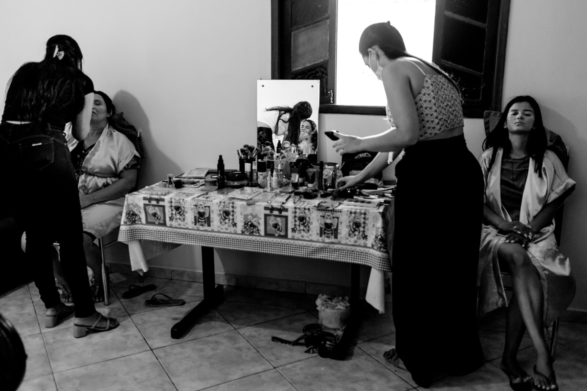 Casamento da Elma e Uarlisson realizado em José Gonçalves de Minas, Fotografado por Leandro Sales.
Wedding, Casamento, Noiva, Dia de Noiva.
Jenipapo de Minas
Berilo
Virgem da Lapa
Francisco Badaró
Araçuaí
Leliveldia
Chapada do Norte