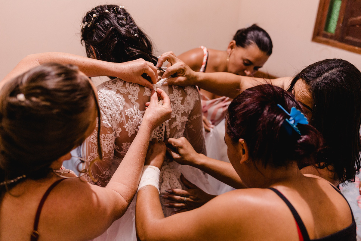 Casamento da Elma e Uarlisson realizado em José Gonçalves de Minas, Fotografado por Leandro Sales.
Wedding, Casamento, Noiva, Dia de Noiva.
Jenipapo de Minas
Berilo
Virgem da Lapa
Francisco Badaró
Araçuaí
Leliveldia
Chapada do Norte