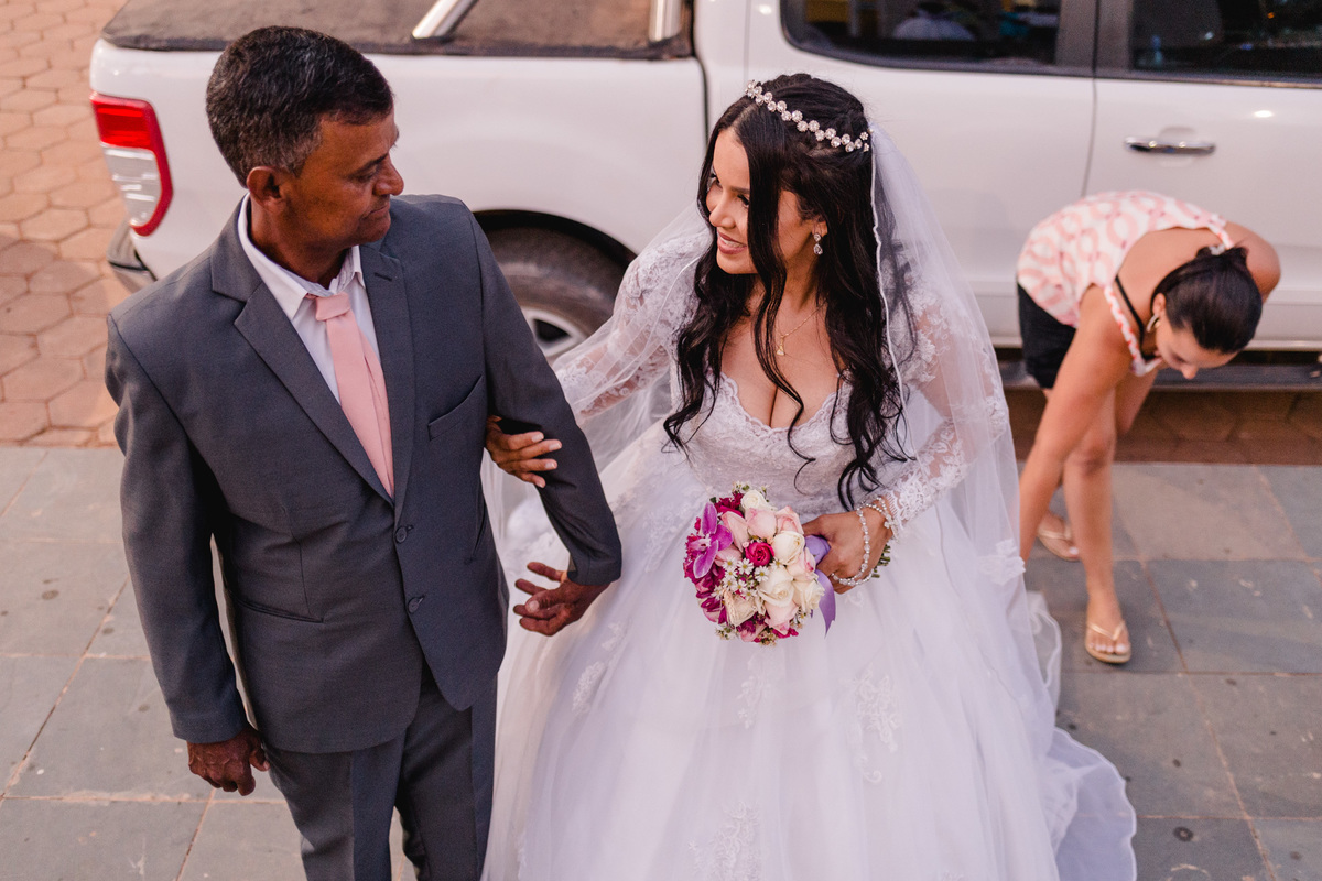 Casamento da Elma e Uarlisson realizado em José Gonçalves de Minas, Fotografado por Leandro Sales.
Wedding, Casamento, Noiva, Dia de Noiva.
Jenipapo de Minas
Berilo
Virgem da Lapa
Francisco Badaró
Araçuaí
Leliveldia
Chapada do Norte