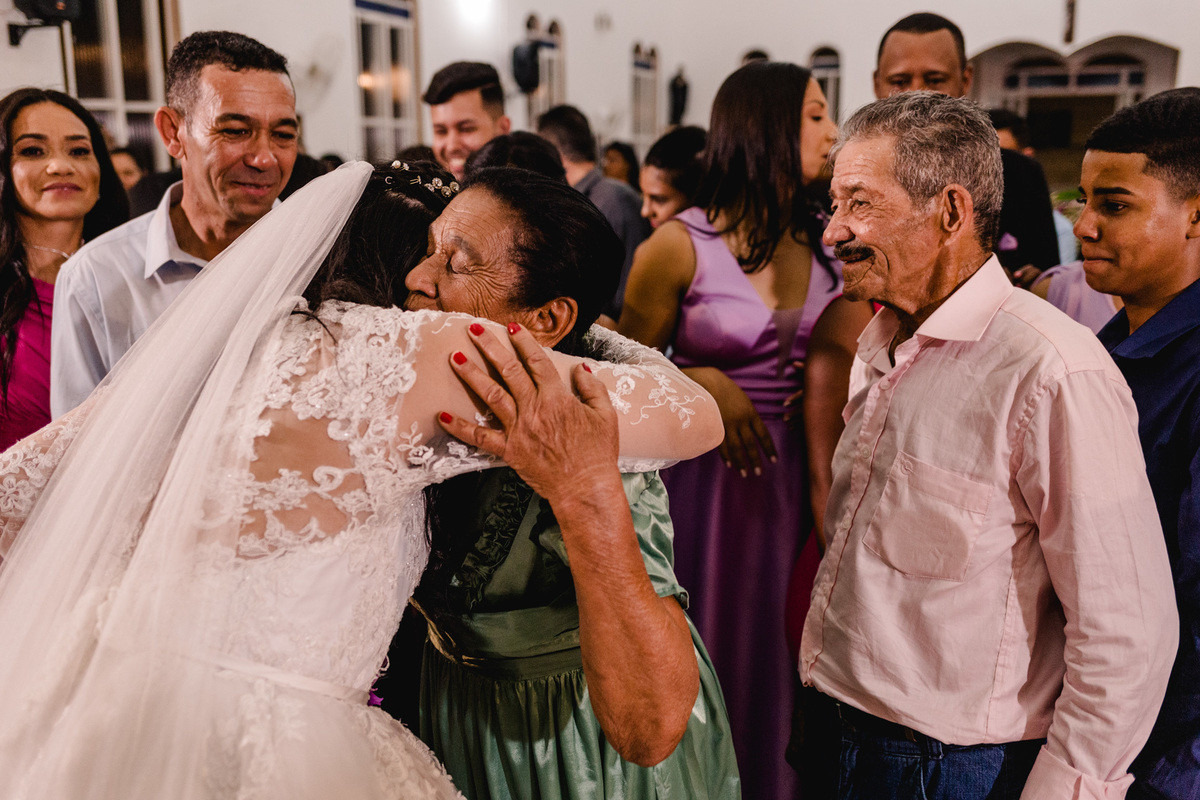 Casamento da Elma e Uarlisson realizado em José Gonçalves de Minas, Fotografado por Leandro Sales.
Wedding, Casamento, Noiva, Dia de Noiva.
Jenipapo de Minas
Berilo
Virgem da Lapa
Francisco Badaró
Araçuaí
Leliveldia
Chapada do Norte