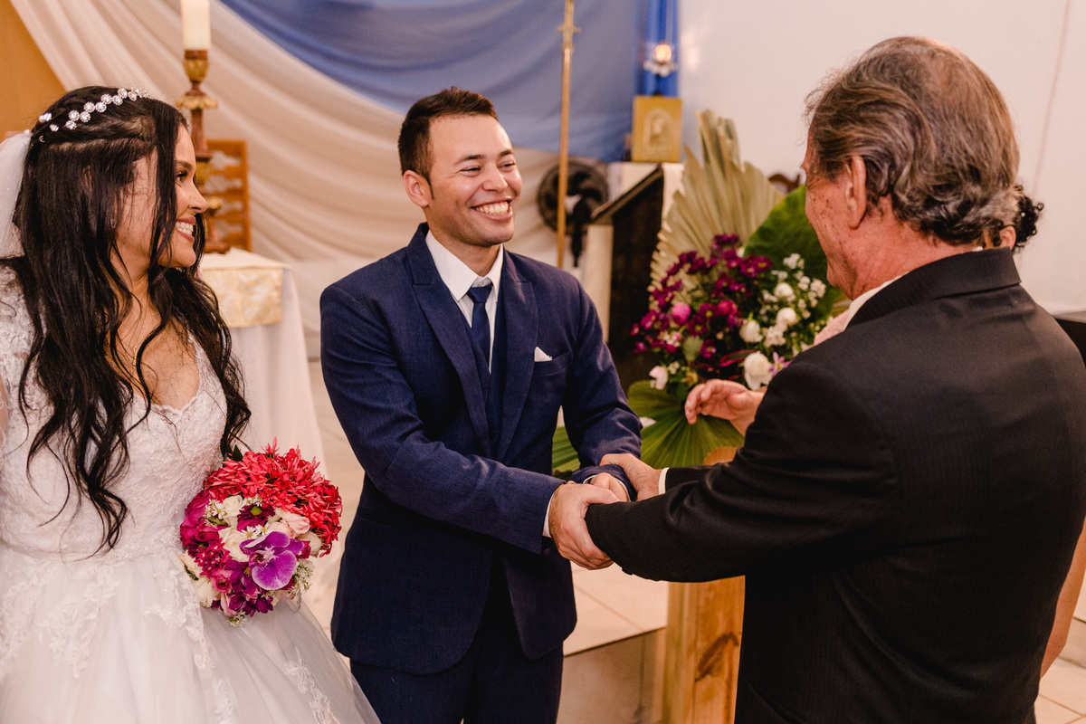 Casamento da Elma e Uarlisson realizado em José Gonçalves de Minas, Fotografado por Leandro Sales.
Wedding, Casamento, Noiva, Dia de Noiva.
Jenipapo de Minas
Berilo
Virgem da Lapa
Francisco Badaró
Araçuaí
Leliveldia
Chapada do Norte