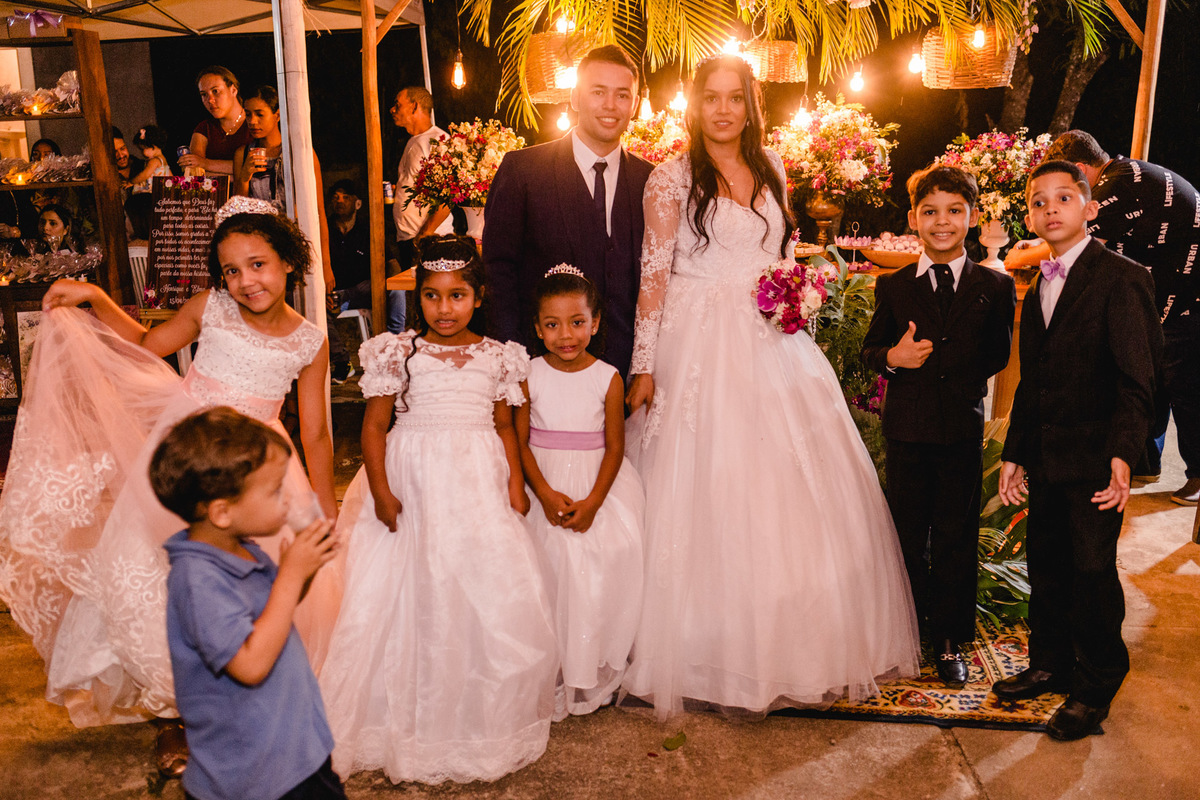 Casamento da Elma e Uarlisson realizado em José Gonçalves de Minas, Fotografado por Leandro Sales.
Wedding, Casamento, Noiva, Dia de Noiva.
Jenipapo de Minas
Berilo
Virgem da Lapa
Francisco Badaró
Araçuaí
Leliveldia
Chapada do Norte