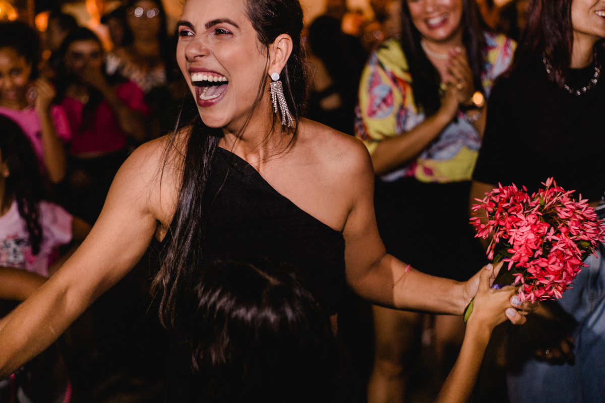 Casamento da Elma e Uarlisson realizado em José Gonçalves de Minas, Fotografado por Leandro Sales.
Wedding, Casamento, Noiva, Dia de Noiva.
Jenipapo de Minas
Berilo
Virgem da Lapa
Francisco Badaró
Araçuaí
Leliveldia
Chapada do Norte