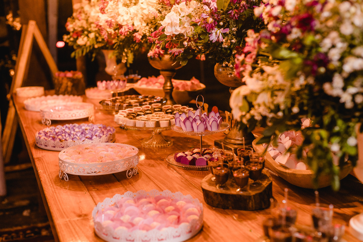 Casamento da Elma e Uarlisson realizado em José Gonçalves de Minas, Fotografado por Leandro Sales.
Wedding, Casamento, Noiva, Dia de Noiva.
Jenipapo de Minas
Berilo
Virgem da Lapa
Francisco Badaró
Araçuaí
Leliveldia
Chapada do Norte
