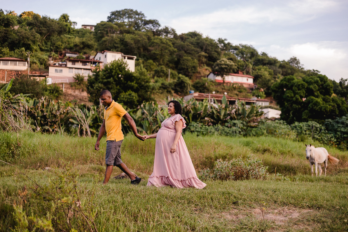 Ensaio gestacional da Nilta e Lazaro à espera do Levi
Ensaio realizado às margens do Rio Araçuaí em Berilo-mg
Fotografia - Leandro Sales

#Berilo
#Virgem da Lapa
#Francisco Badaró
#José Gonçalves de Minas
#Chapada do Norte
#Minas Novas
#Jenipapo de Minas