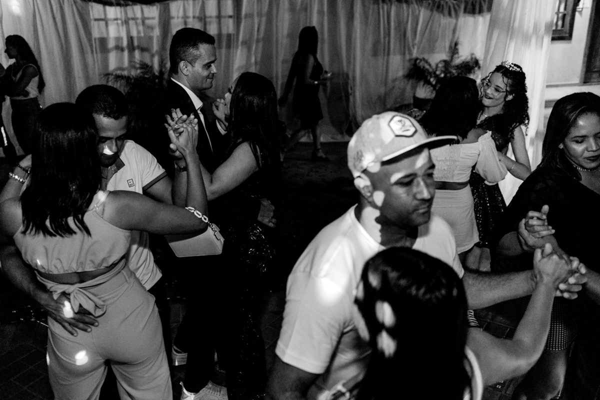 Festa de Debutante da Jéssica, realizada no Recanto Beira Rio - Berilo - Mg
Fotografia - Leandro Sales

#Berilo
#Virgem Da Lapa
#José Gonçalves de Minas
#Minas Novas
#Chapada do Norte
#Jenipapo de Minas
#Francisco Badaró