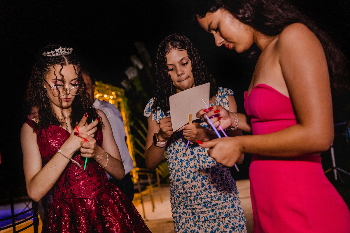 Festa de Debutante da Jéssica, realizada no Recanto Beira Rio - Berilo - Mg
Fotografia - Leandro Sales

#Berilo
#Virgem Da Lapa
#José Gonçalves de Minas
#Minas Novas
#Chapada do Norte
#Jenipapo de Minas
#Francisco Badaró