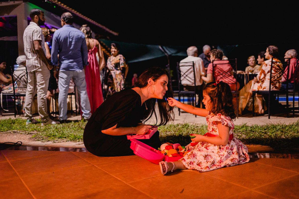 Festa de aniversário da Dona Dadinha em comemoração aos seus 80, realizada no Recanto Beira Rio - Berilo - Mg
Fotografia - Leandro Sales

#Berilo
#Virgem Da Lapa
#José Gonçalves de Minas
#Minas Novas
#Chapada do Norte
#Jenipapo de Minas
#Francisco Badaró