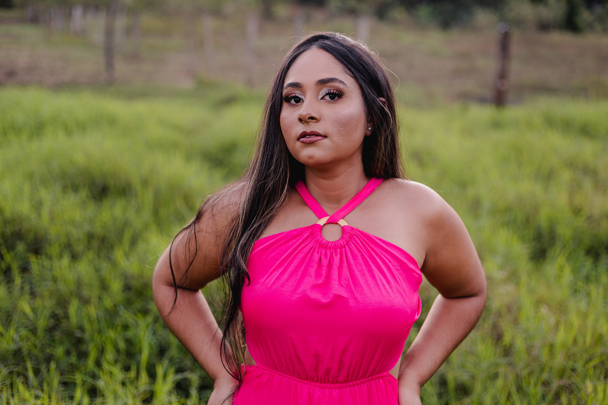 Ensaio Fotográfico da Isamara
realizado no espaço Painas & Pitoreska na BR367 sentido à Chapada do Norte
Fotografia - Leandro Sales

#Berilo
#Virgem da Lapa
#Francisco Badaró
#José Gonçalves de Minas
#Chapada do Norte
#Minas Novas
#Jenipapo de Minas