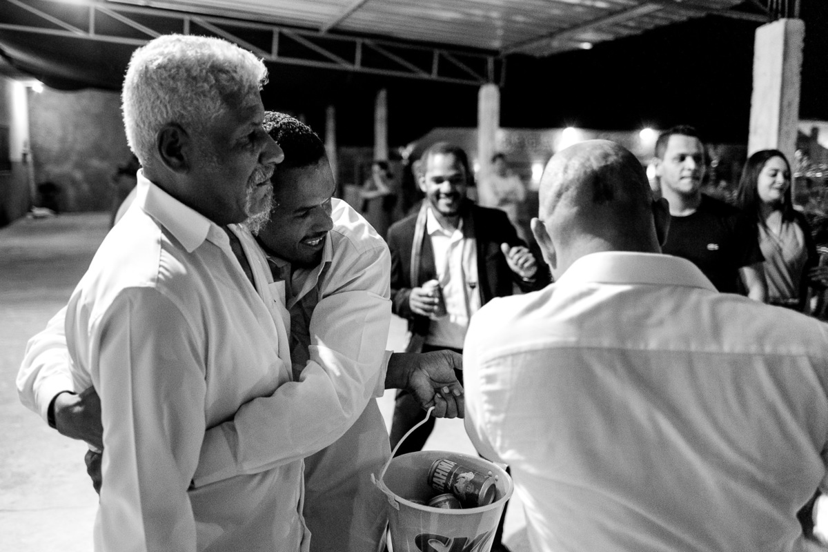 Casamento da Larissa e Janiel
Realizado em Francisco Badaró-MG
Fotografo: Leandro Sales
Festa: Badaras Club
Fotografia de casamento em Berilo e região
Chapada do Norte
José Gonçalves de Minas
Jenipapo de Minas
Leliveldia
Fotografo de evento em Berilo