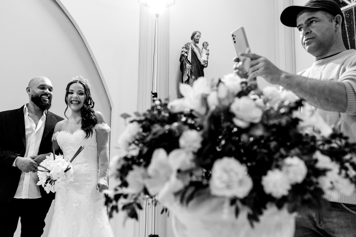 Casamento da Larissa e Janiel
Realizado em Francisco Badaró-MG
Fotografo: Leandro Sales
Festa: Badaras Club
Fotografia de casamento em Berilo e região
Chapada do Norte
José Gonçalves de Minas
Jenipapo de Minas
Leliveldia
Fotografo de evento em Berilo