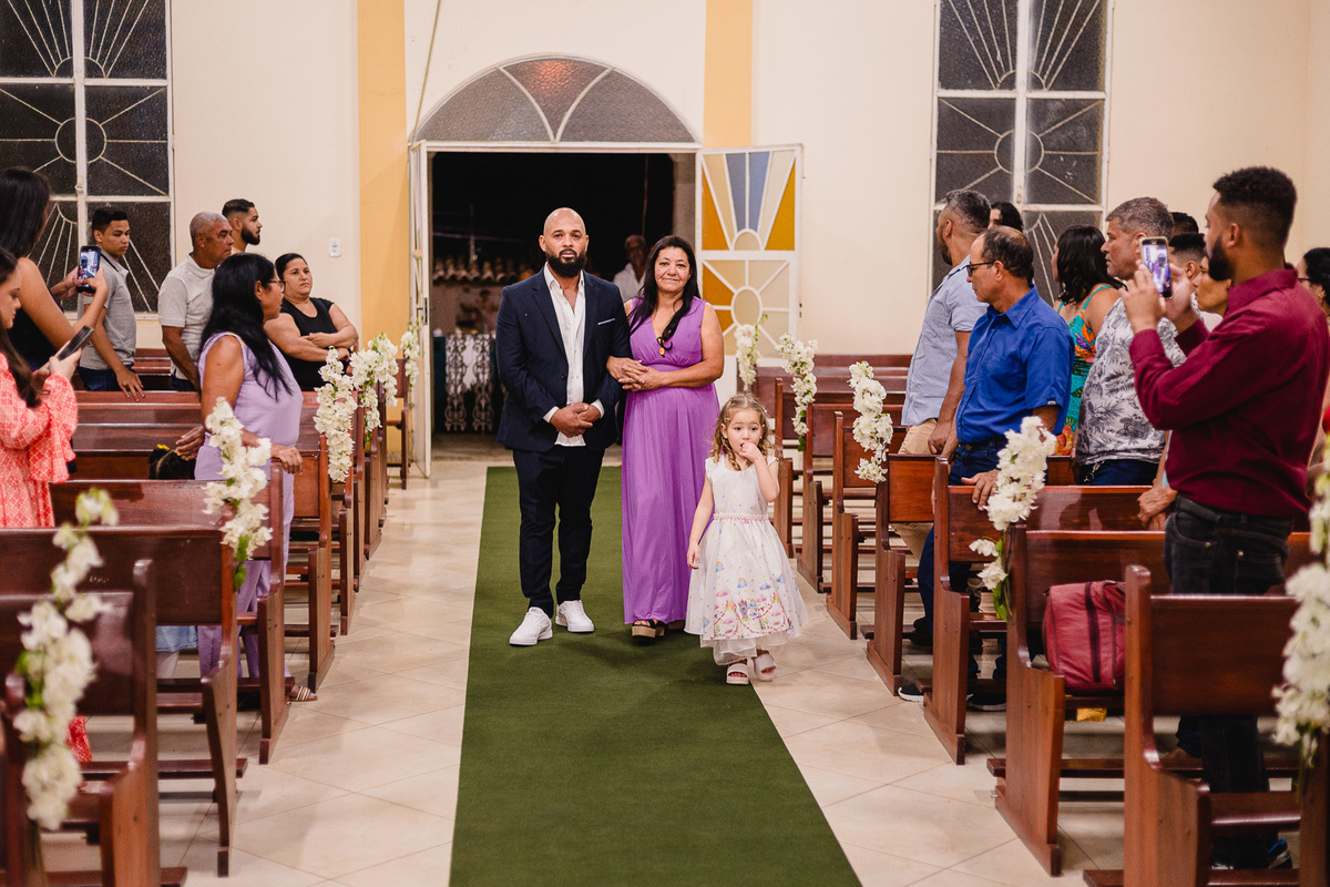 Casamento da Larissa e Janiel
Realizado em Francisco Badaró-MG
Fotografo: Leandro Sales
Festa: Badaras Club
Fotografia de casamento em Berilo e região
Chapada do Norte
José Gonçalves de Minas
Jenipapo de Minas
Leliveldia
Fotografo de evento em Berilo