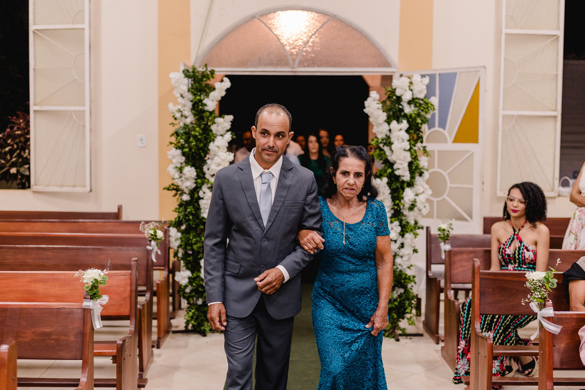 Casamento do Wilson e Naiana, realizado em Francisco Badaró - MG, Igreja Matriz de Nossa Senhora da Conceição.
Fotografo Leandro Sales
Fotografia de Casamento em Berilo e Região

Jenipapo de Minas
Chapada do Norte
Minas Novas
José Gonçalves de Minas