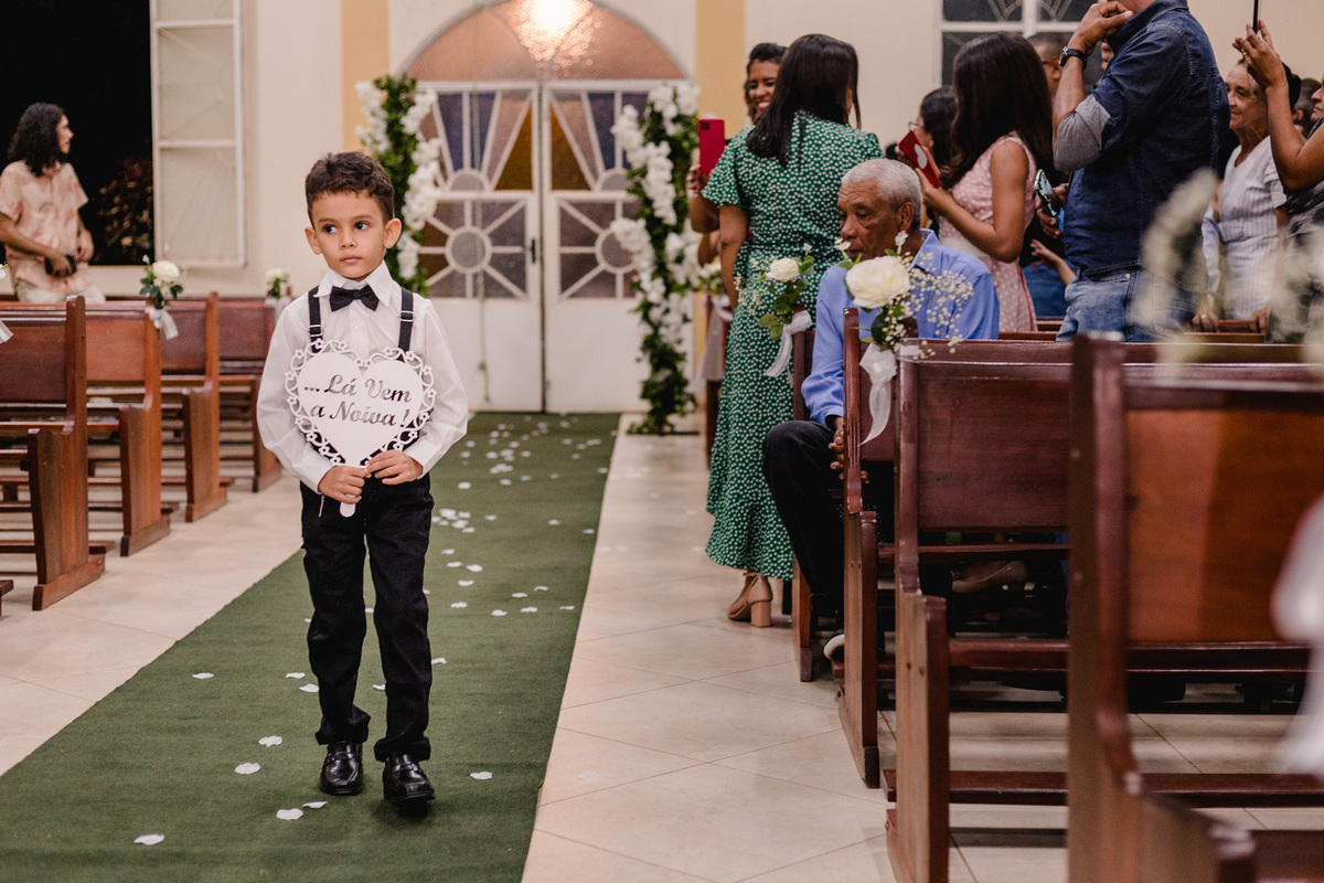 Casamento do Wilson e Naiana, realizado em Francisco Badaró - MG, Igreja Matriz de Nossa Senhora da Conceição.
Fotografo Leandro Sales
Fotografia de Casamento em Berilo e Região

Jenipapo de Minas
Chapada do Norte
Minas Novas
José Gonçalves de Minas