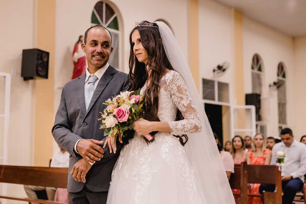 Casamento do Wilson e Naiana, realizado em Francisco Badaró - MG, Igreja Matriz de Nossa Senhora da Conceição.
Fotografo Leandro Sales
Fotografia de Casamento em Berilo e Região

Jenipapo de Minas
Chapada do Norte
Minas Novas
José Gonçalves de Minas