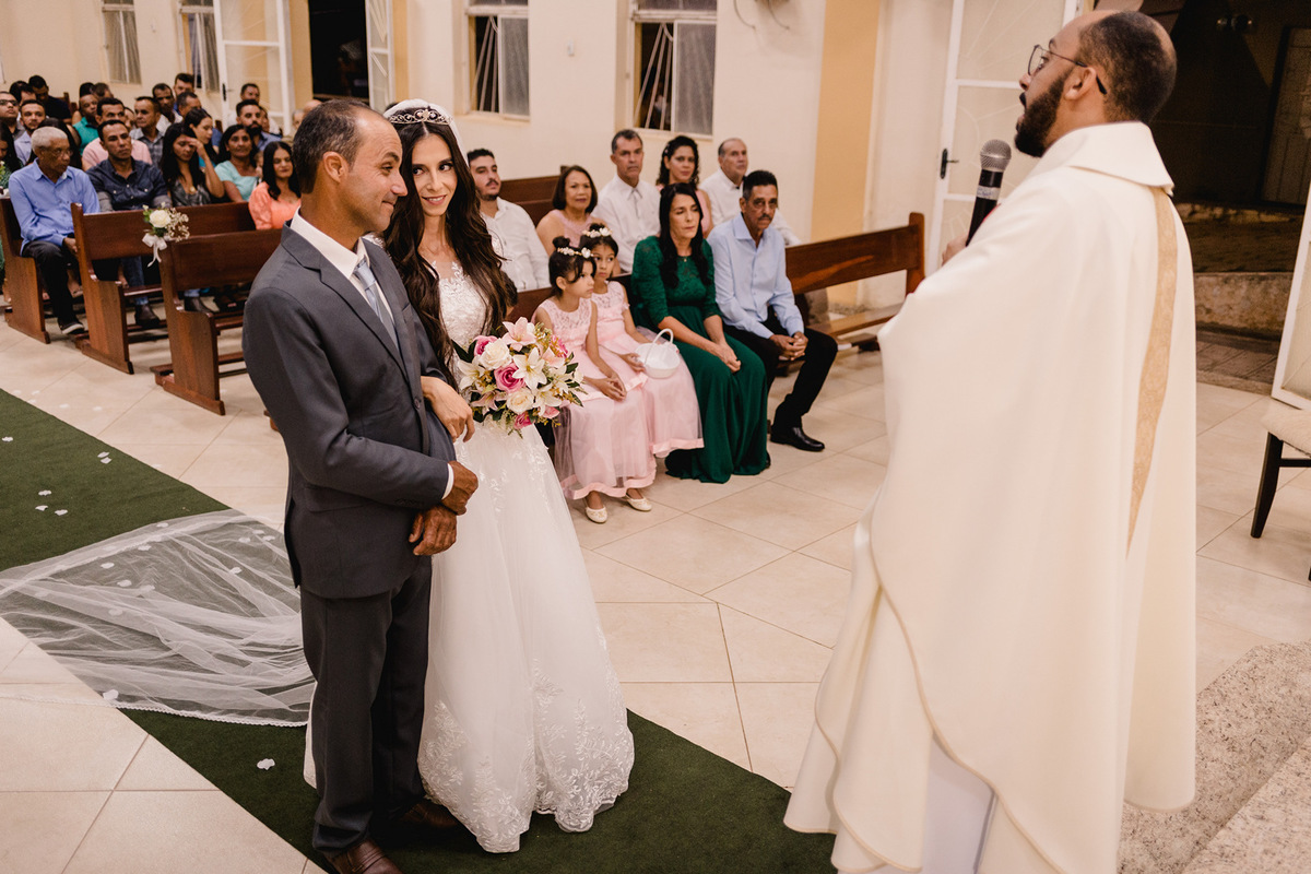 Casamento do Wilson e Naiana, realizado em Francisco Badaró - MG, Igreja Matriz de Nossa Senhora da Conceição.
Fotografo Leandro Sales
Fotografia de Casamento em Berilo e Região

Jenipapo de Minas
Chapada do Norte
Minas Novas
José Gonçalves de Minas